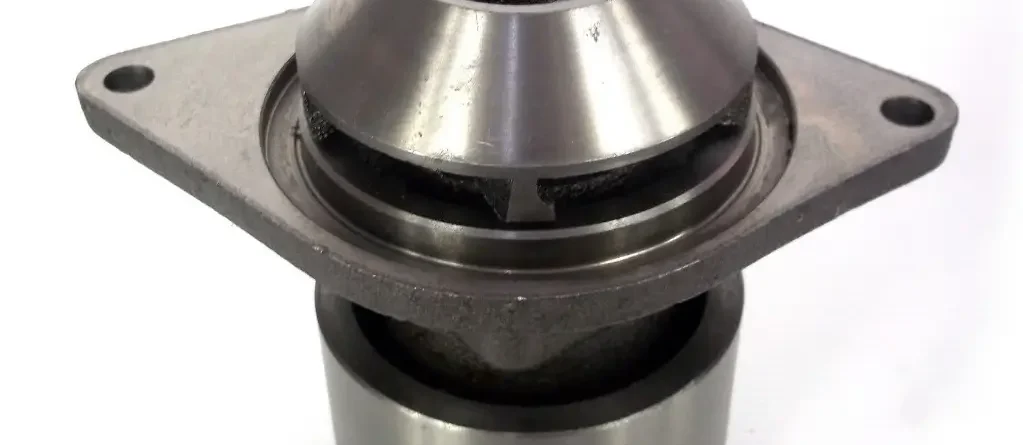 Bomba de agua cummins 6ct